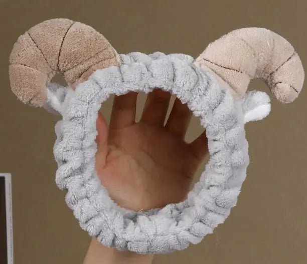 Headdress Makeup Mask - Osacean Sky Logistics